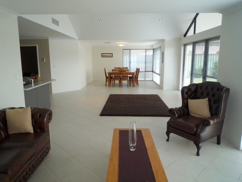 10 Cathedral Link, Aubin Grove WA 6164