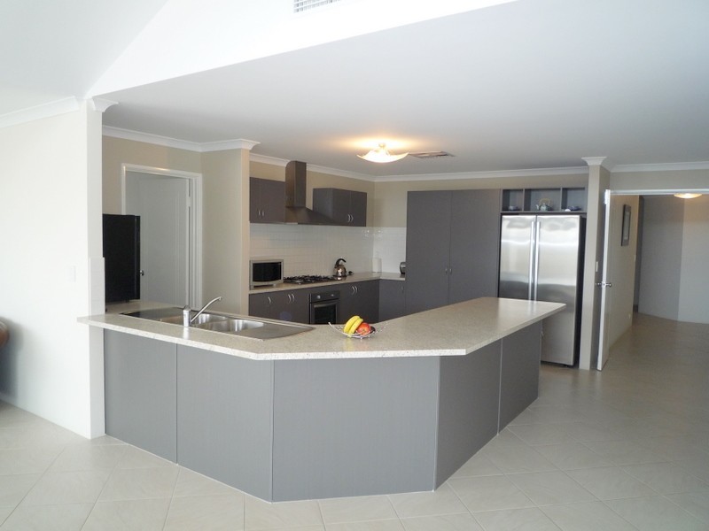 10 Cathedral Link, Aubin Grove WA 6164