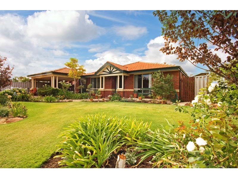 5 Manna Court, South Lake WA 6164