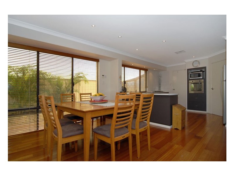 3 Colgrave Mews, South Lake WA 6164