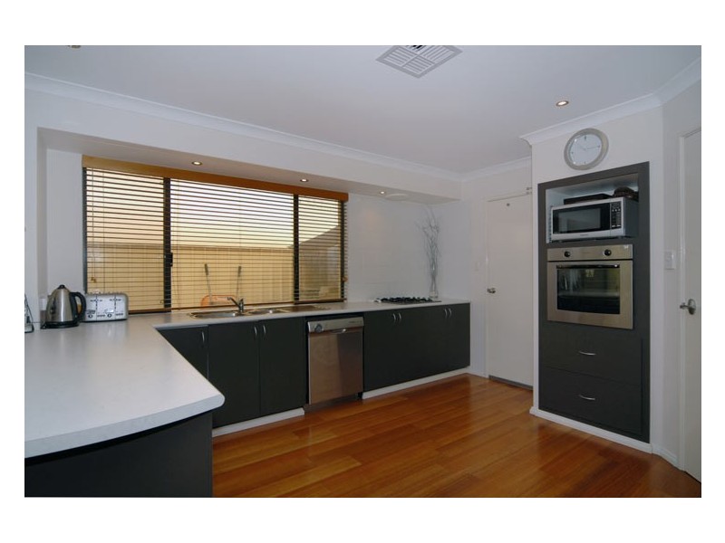 3 Colgrave Mews, South Lake WA 6164
