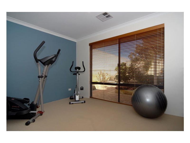 3 Colgrave Mews, South Lake WA 6164