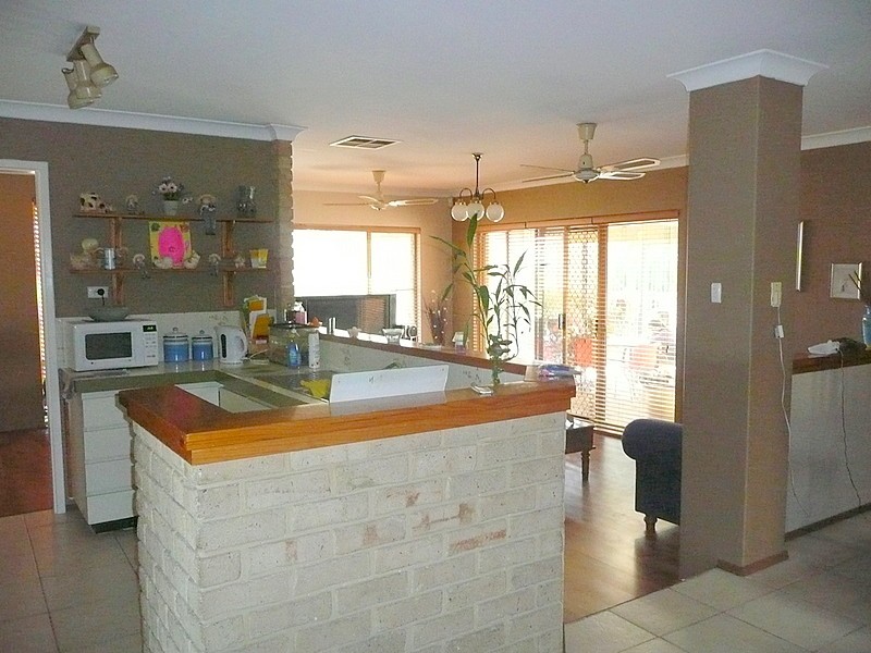 133 Elderberry Drive, South Lake WA 6164