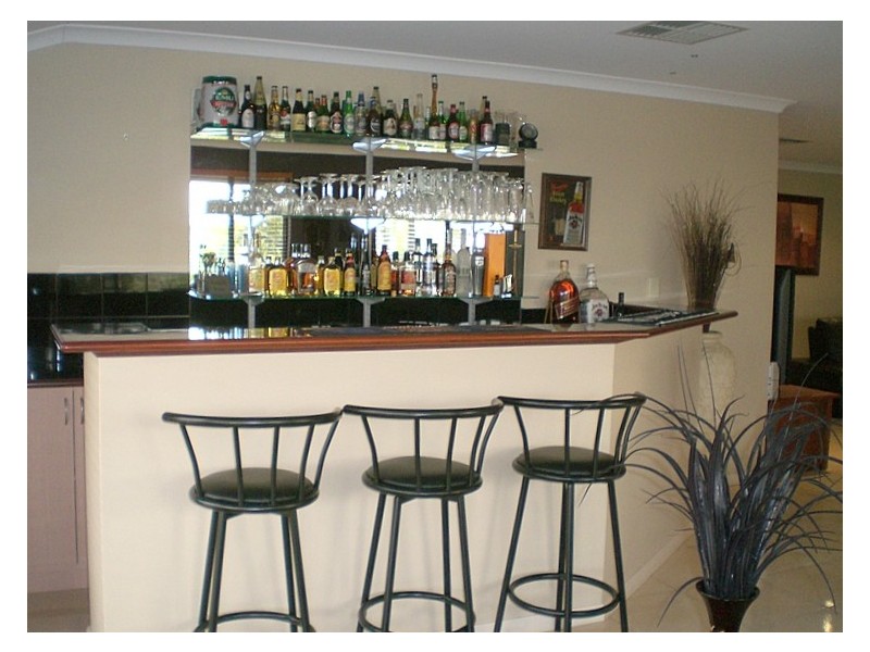 7 Barnes Way, Success WA 6164