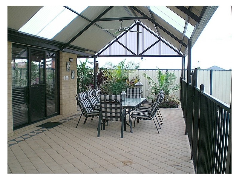 7 Barnes Way, Success WA 6164