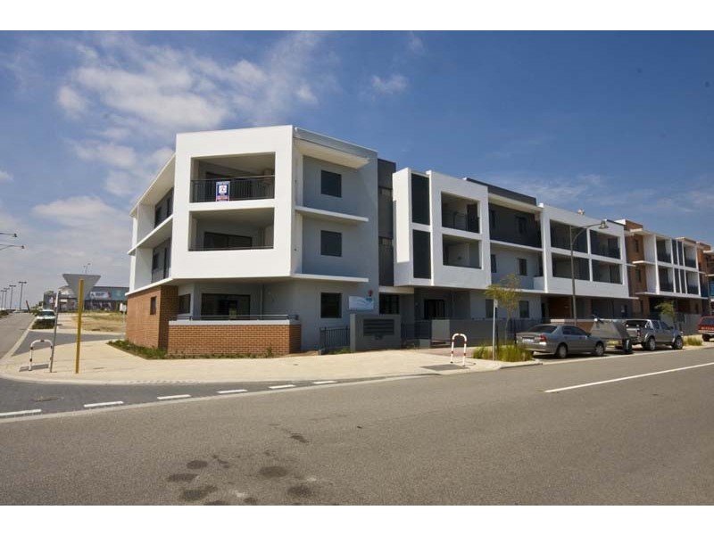 7/2 Stockton Bend, Cockburn Central WA 6164