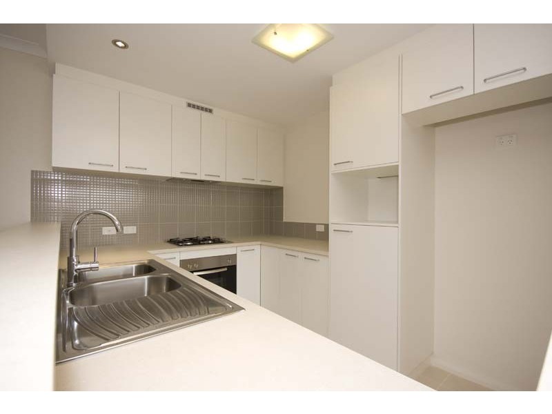 7/2 Stockton Bend, Cockburn Central WA 6164