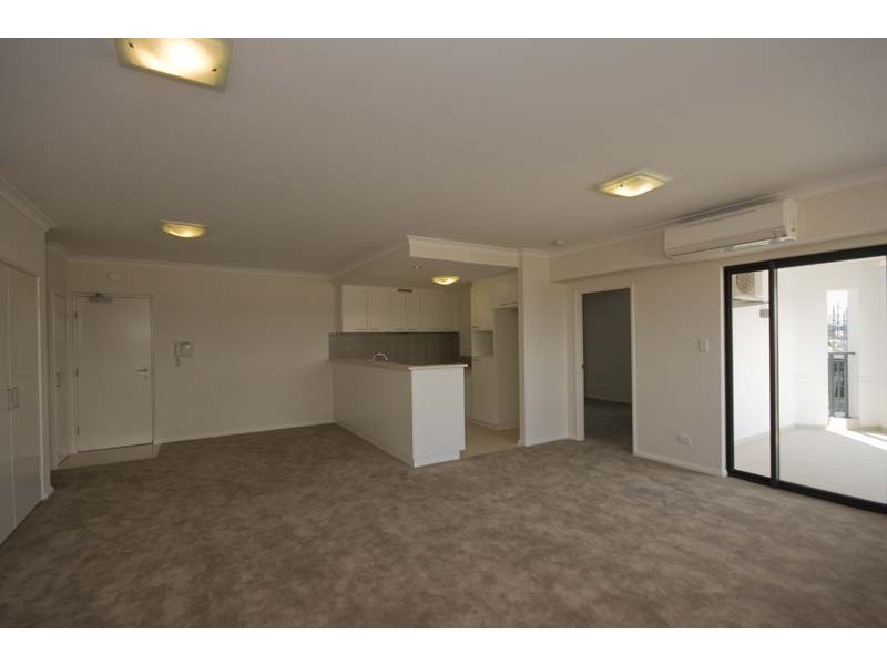 7/2 Stockton Bend, Cockburn Central WA 6164