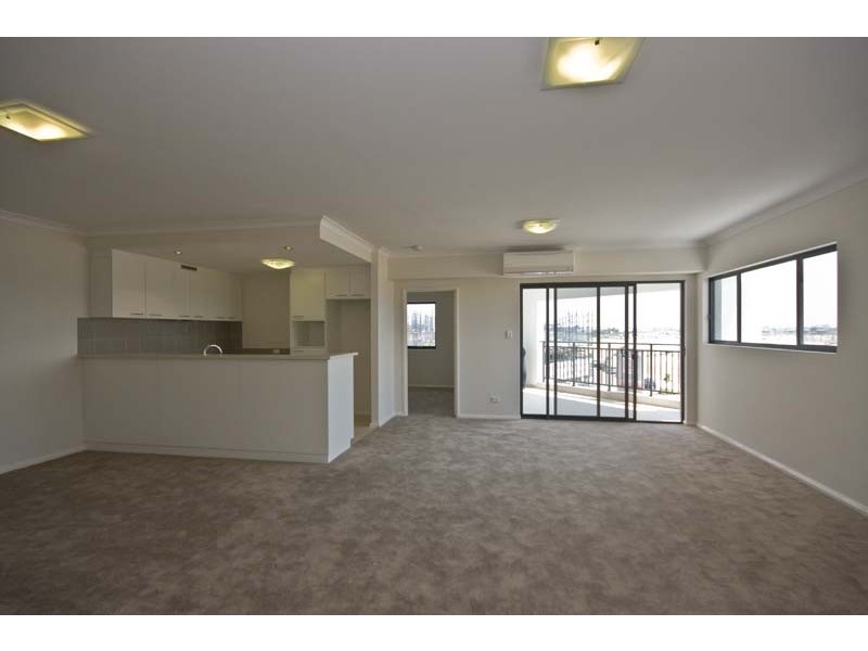 7/2 Stockton Bend, Cockburn Central WA 6164