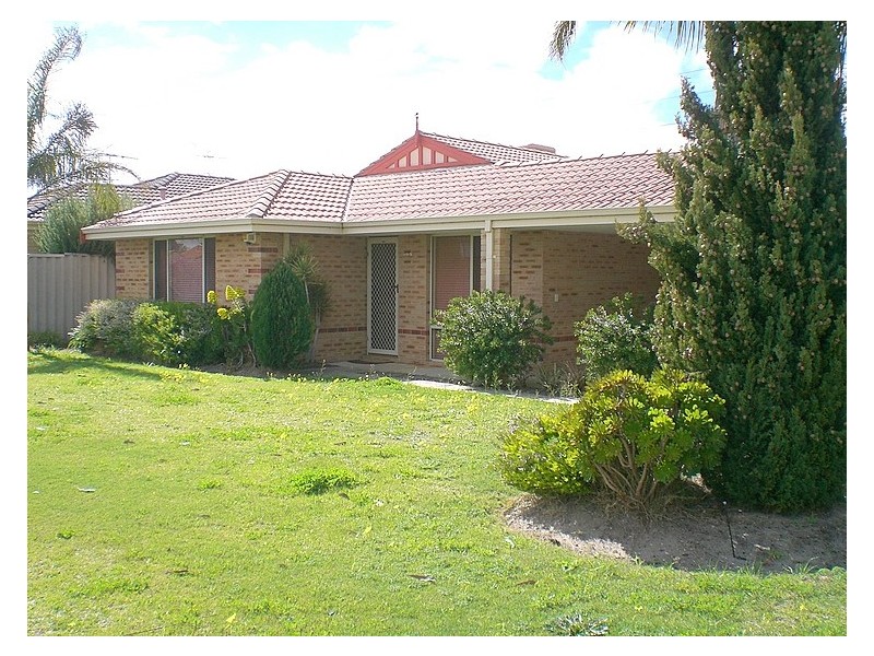 1 Impson Gardens, South Lake WA 6164