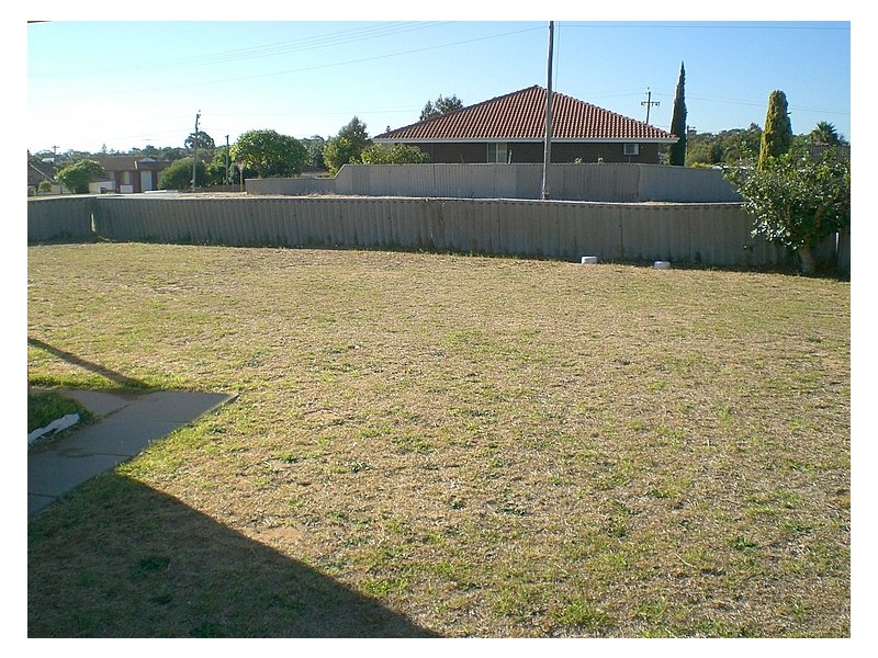 43B Wheeler Road, Hamilton Hill WA 6163