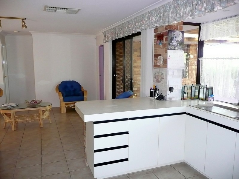 70 Elderberry Drive, South Lake WA 6164