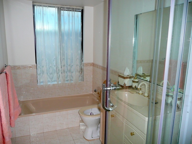 70 Elderberry Drive, South Lake WA 6164