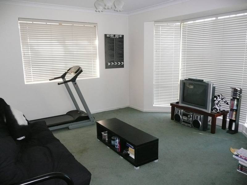 7 Lochside Grove, South Lake WA 6164