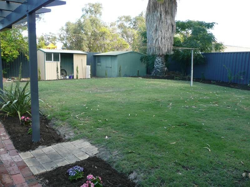 7 Lochside Grove, South Lake WA 6164