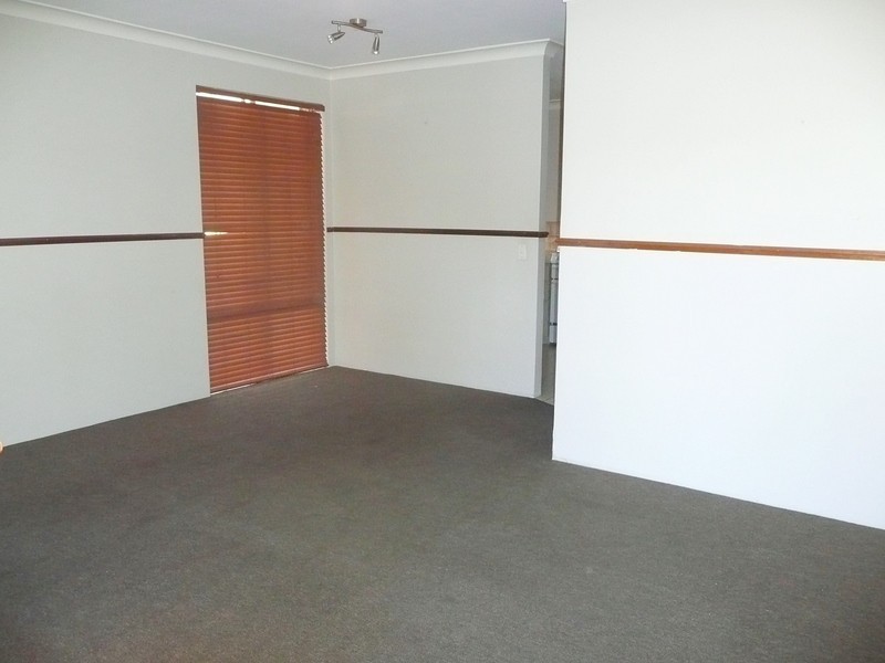 31 Berrigan Drive, South Lake WA 6164