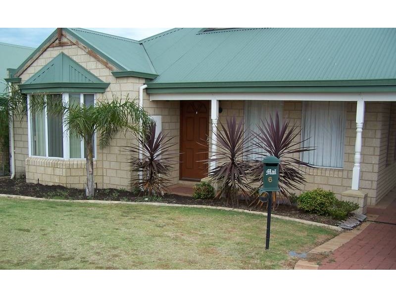 6 Ramsay Place, Bibra Lake WA 6163