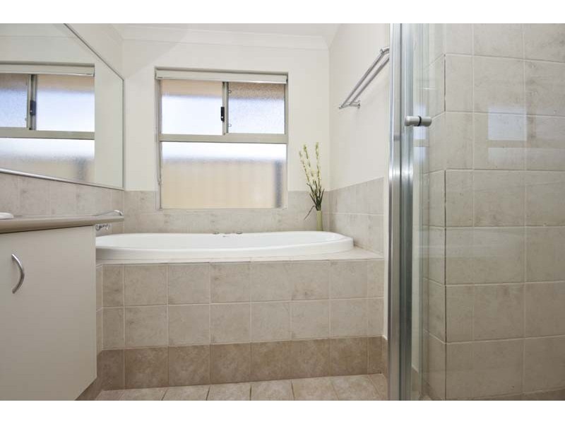 34 Montgomery Drive, Success WA 6164