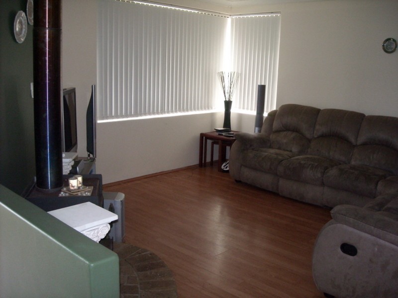 10 Moondarra Circle, South Lake WA 6164