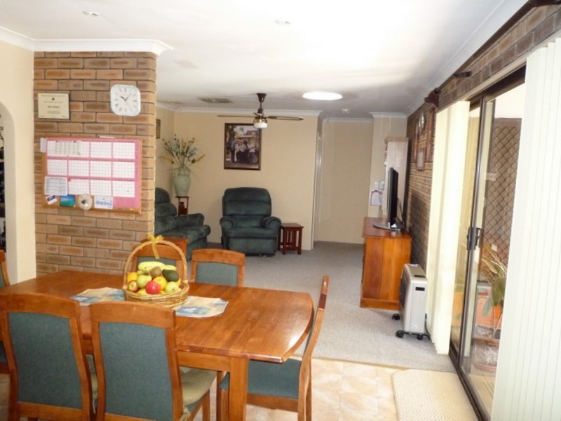 2 Lachlan Way, Bibra Lake WA 6163
