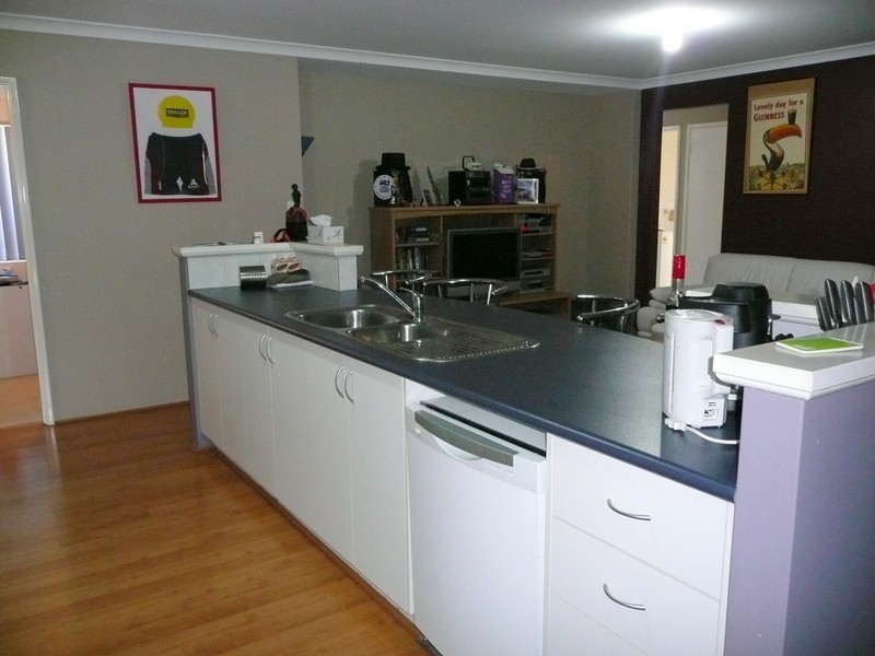 15 Sycamore Avenue, South Lake WA 6164