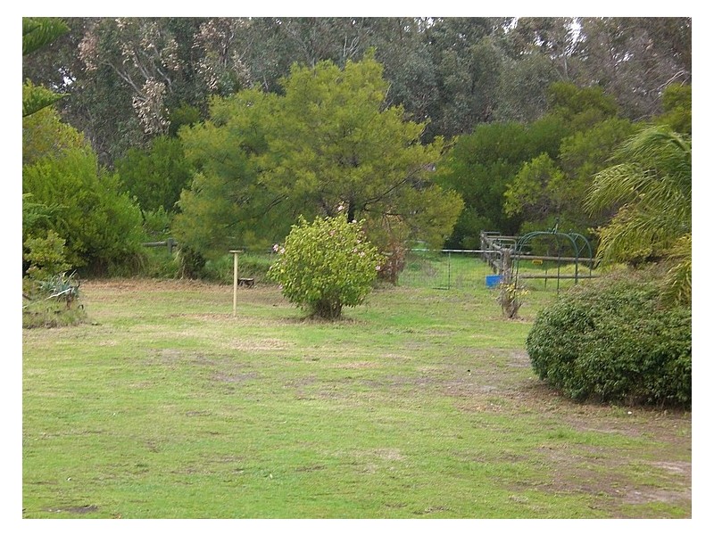 11 Muriel Court, Cockburn Central WA 6164