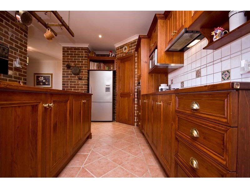 9 Orsulich Loop, Spearwood WA 6163