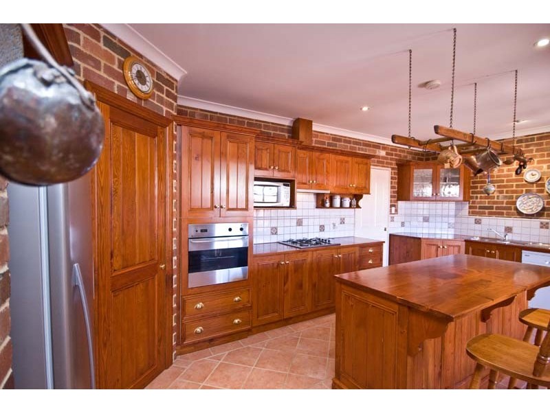 9 Orsulich Loop, Spearwood WA 6163