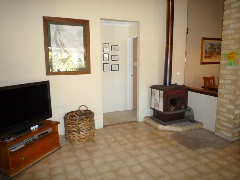 23 Browning Way, Munster WA 6166