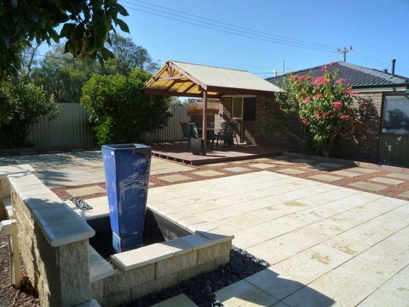 13 Stone Court, Bibra Lake WA 6163