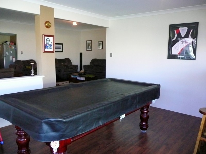 2 Bendee Drive, Atwell WA 6164