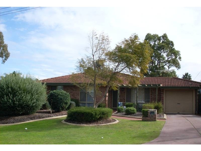 32 Manberry Way, Yangebup WA 6164