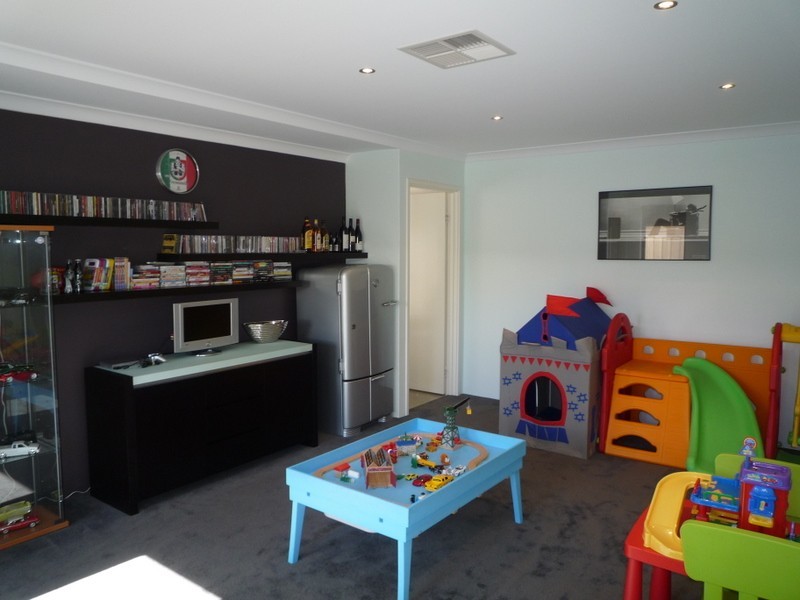 9 Sanderling Way, Beeliar WA 6164