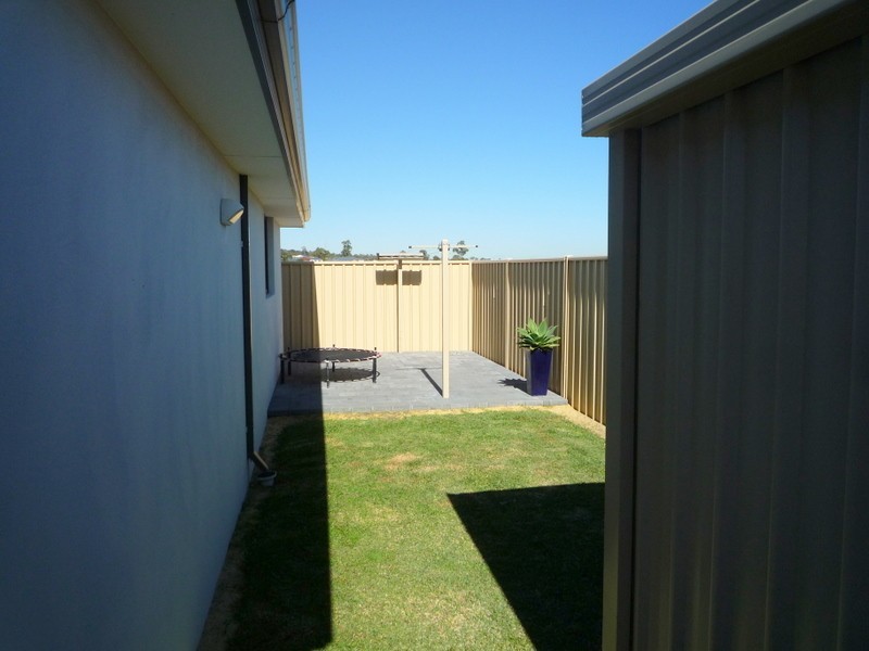 9 Sanderling Way, Beeliar WA 6164