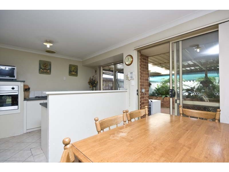 11 Ashwood Place, South Lake WA 6164