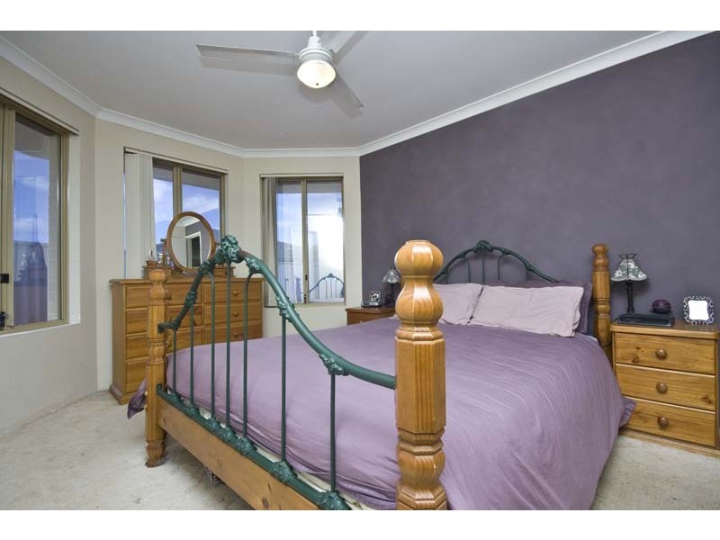11 Ashwood Place, South Lake WA 6164