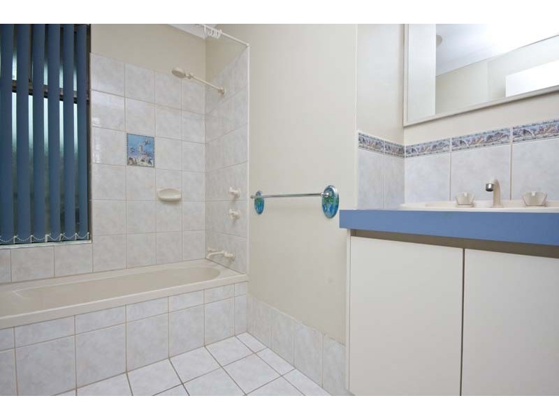 11 Ashwood Place, South Lake WA 6164