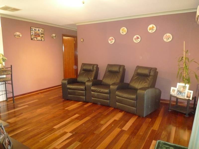 24 Torenia Way, Yangebup WA 6164
