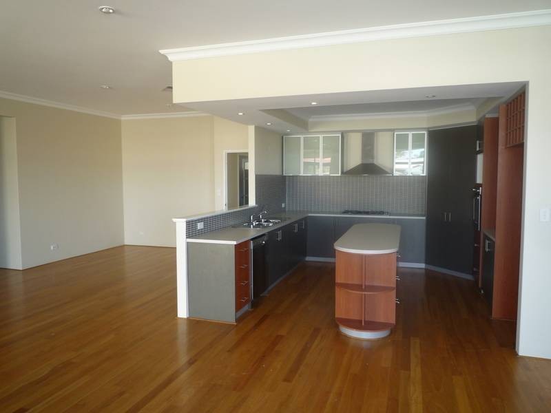 7 Howe Street, Beeliar WA 6164
