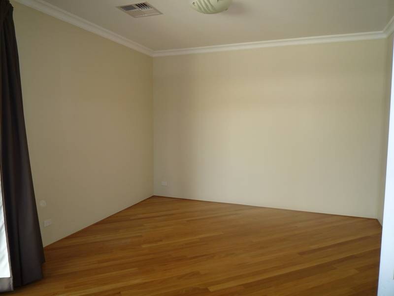 7 Howe Street, Beeliar WA 6164
