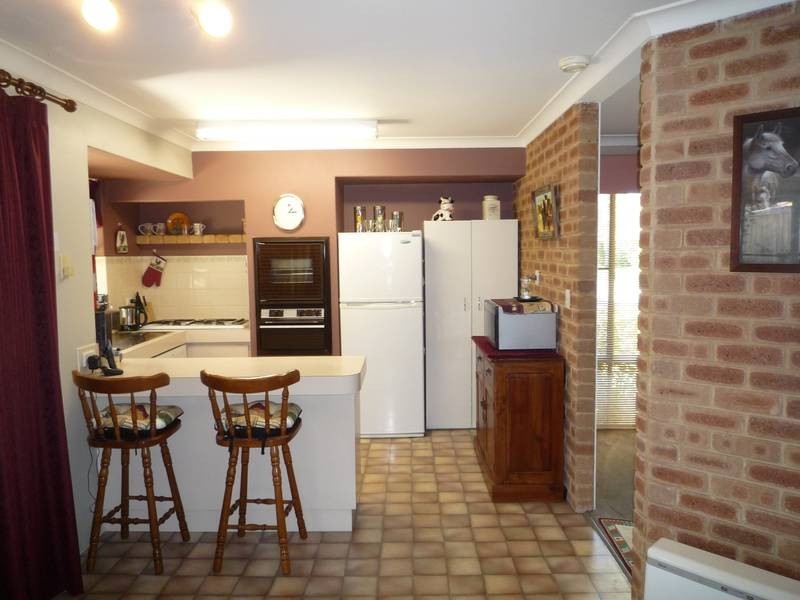 4 Glenorn Court, Yangebup WA 6164