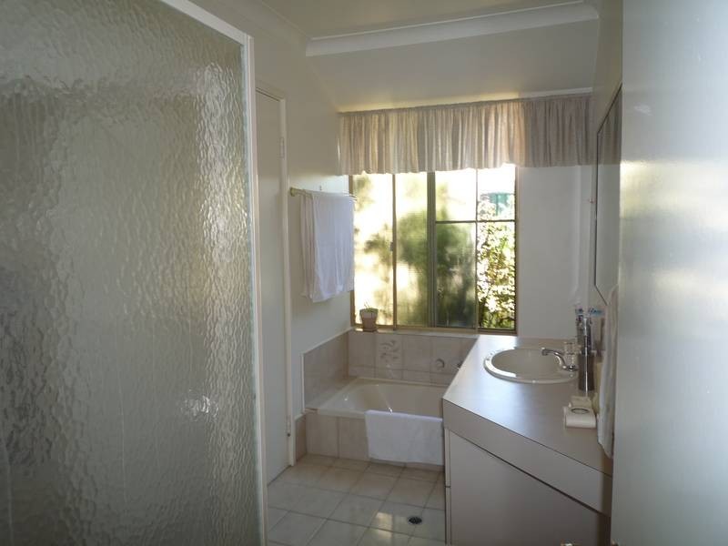 4 Glenorn Court, Yangebup WA 6164