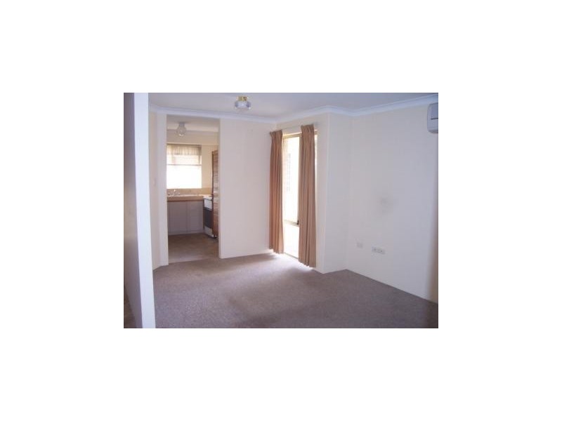 28 Corringle Grove, South Lake WA 6164