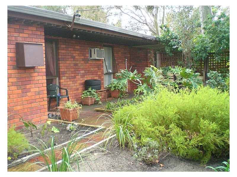 11A Gladstone Road, Armadale WA 6112