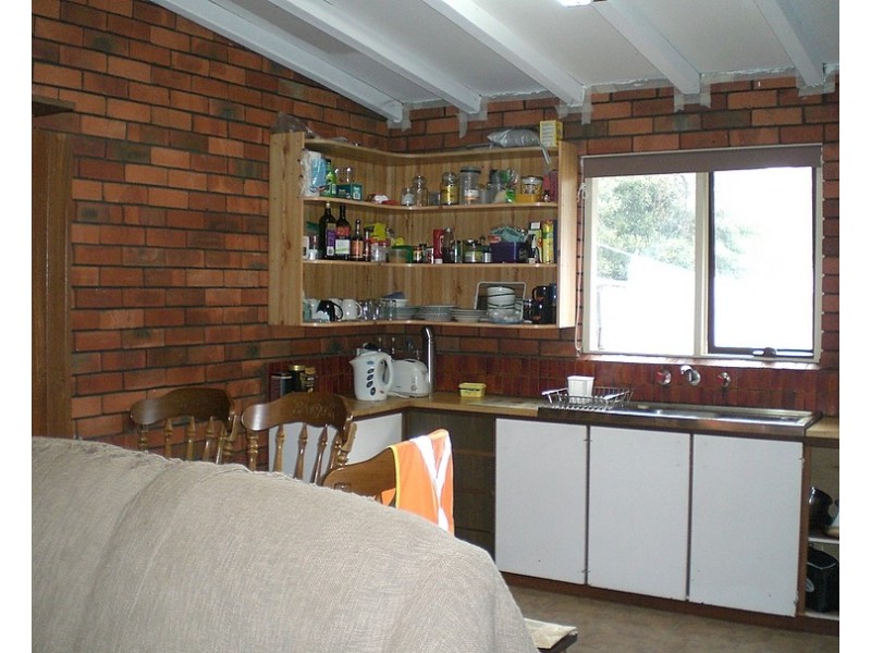11A Gladstone Road, Armadale WA 6112