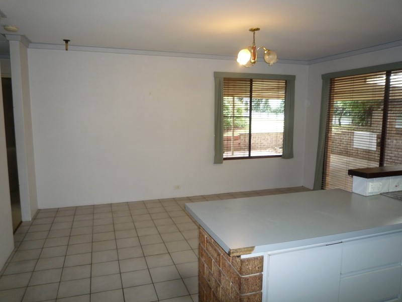30 Manberry Way, Yangebup WA 6164