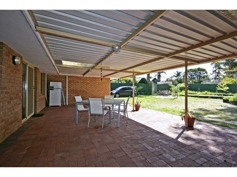 4 Tarndale Way, South Lake WA 6164