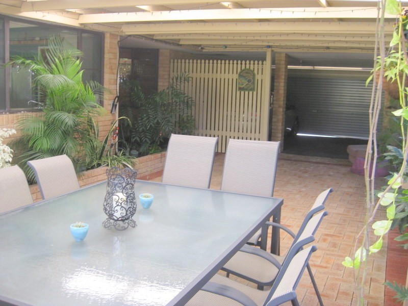 3 Sellen Court, Leeming WA 6149