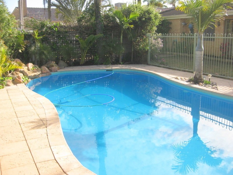 3 Sellen Court, Leeming WA 6149