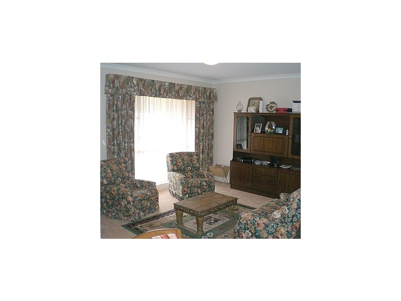 81 Bolderwood Drive, South Lake WA 6164